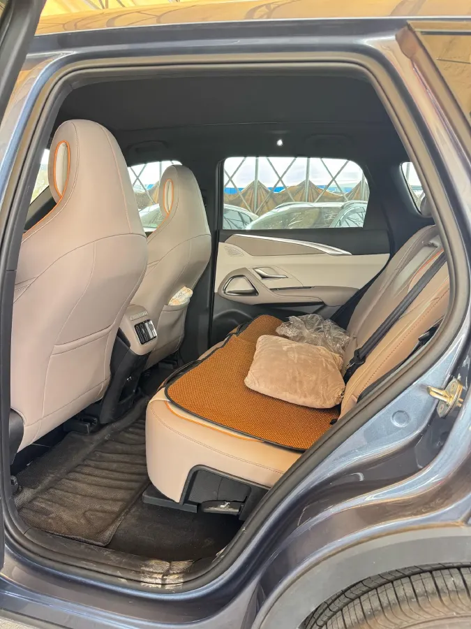 2024 BYD Song Pro 1.5L 110HP L4 E-CVT PHEV 18.3KWH,autocango,china used car exporter,china ev exporter,chinese used car exporter,chinese used ev exporter