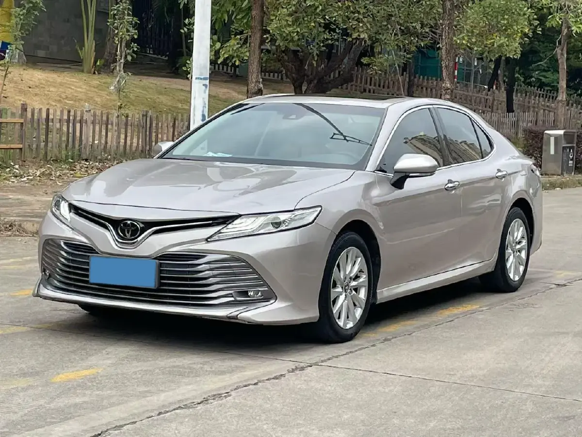 2019 Toyota Camry 2.0L 178HP L4 CVT