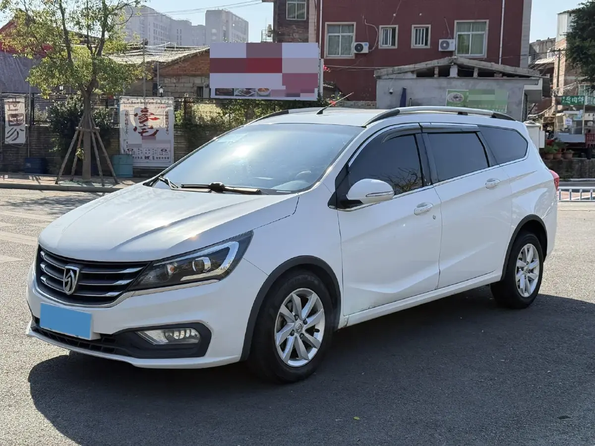2017 BaoJun 310W 1.5L 112HP L4 6MT