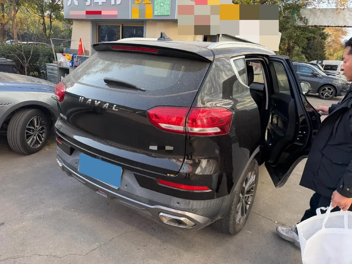 2020 Haval H6 1.5T 169HP L4 7DCT,autocango,china used car exporter,china ev exporter,chinese used car exporter,chinese used ev exporter