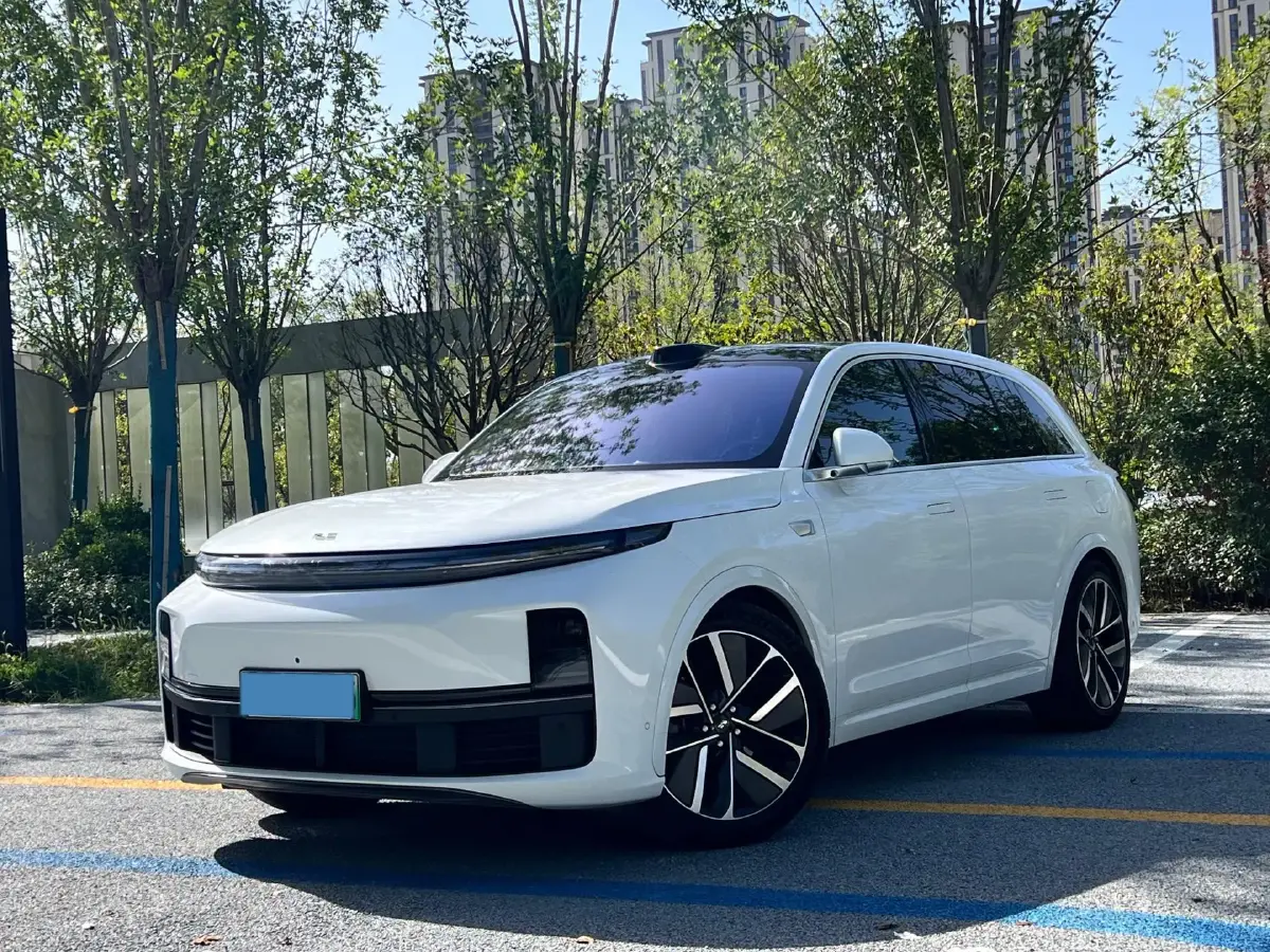 2023 Li L7 Range Extended 154HP REEV 40.9KWH