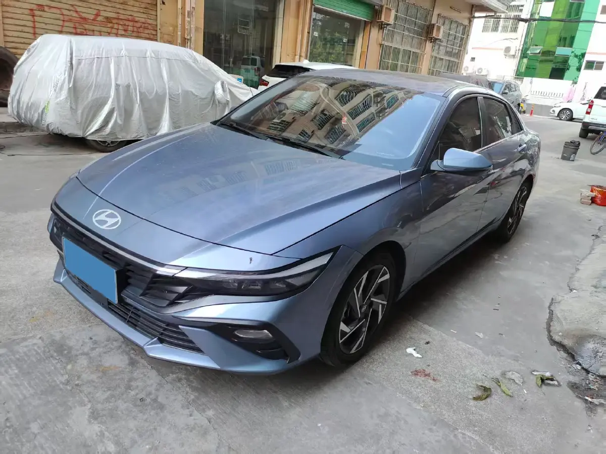 2023 Hyundai Elantra 1.5L 115HP L4 CVT