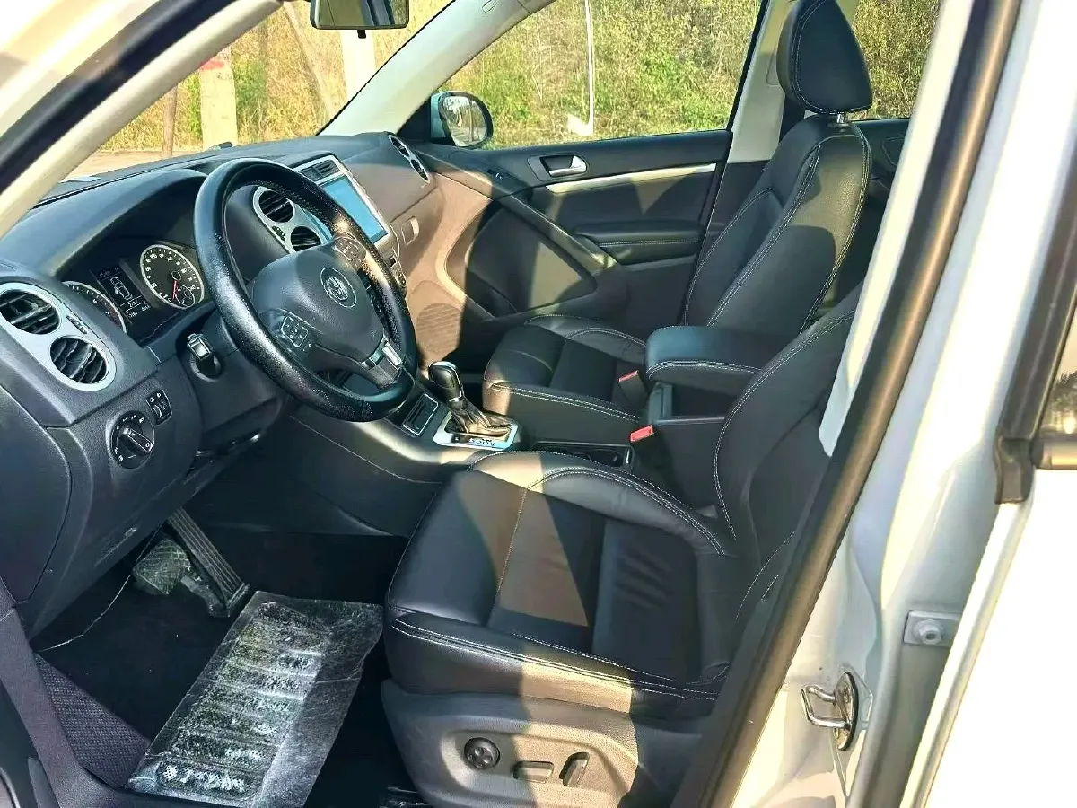 2017 Haval H9 2.0T 190HP L4 8AT,autocango,china used car exporter,china ev exporter,chinese used car exporter,chinese used ev exporter