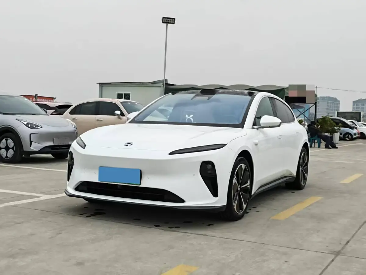 2023 NIO ET5T BEV 75KWH