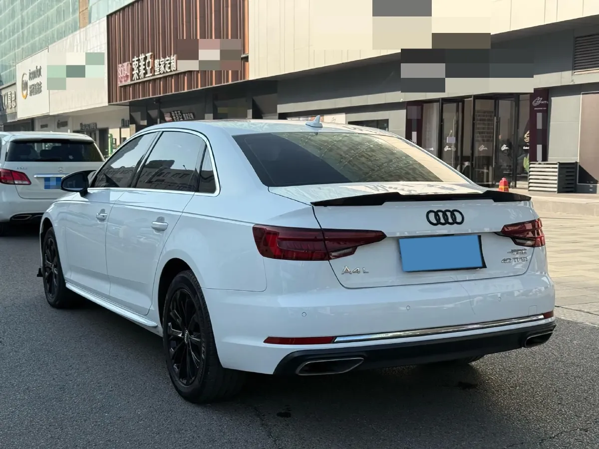 2019 Audi A4L 2.0T 190HP L4 7DCT,autocango,china used car exporter,china ev exporter,chinese used car exporter,chinese used ev exporter