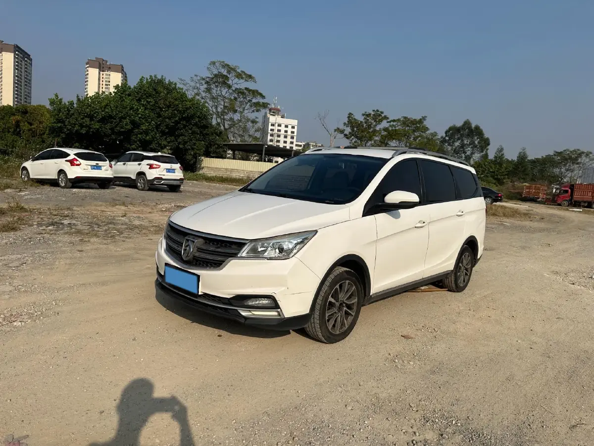 2019 BaoJun 730 1.5T 147HP L4 CVT