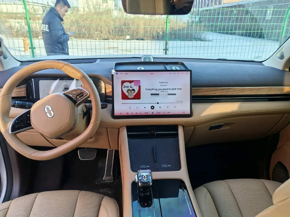 2024 Ford Transit 2.0T 143HP L4 9AT,autocango,china used car exporter,china ev exporter,chinese used car exporter,chinese used ev exporter