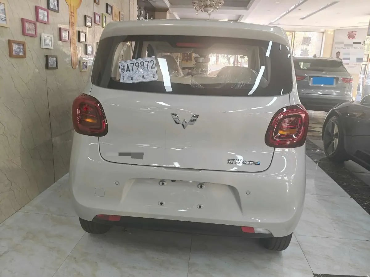 2025 WuLing HongGuang MINI EV BEV 16.2KWH,autocango,china used car exporter,china ev exporter,chinese used car exporter,chinese used ev exporter