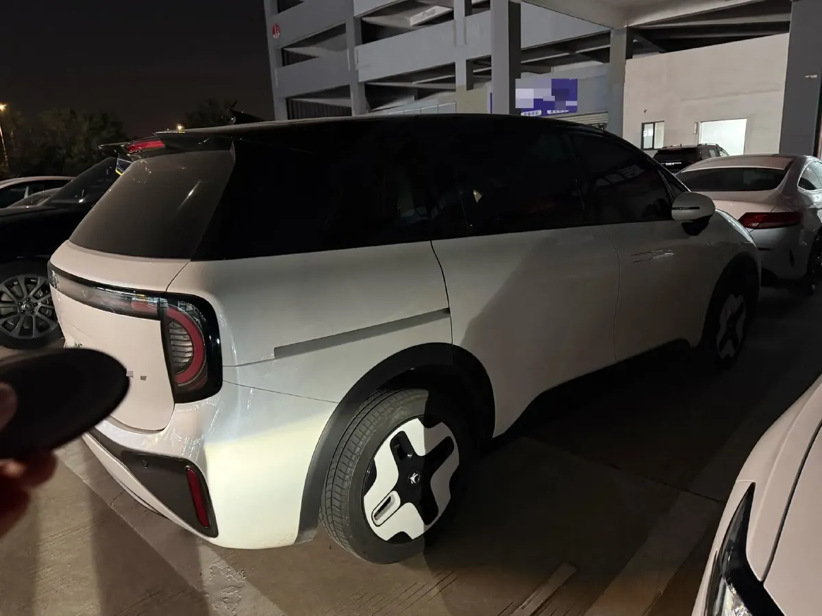 2023 JAC T8 2.0T 170HP L4 8AT,autocango,china used car exporter,china ev exporter,chinese used car exporter,chinese used ev exporter