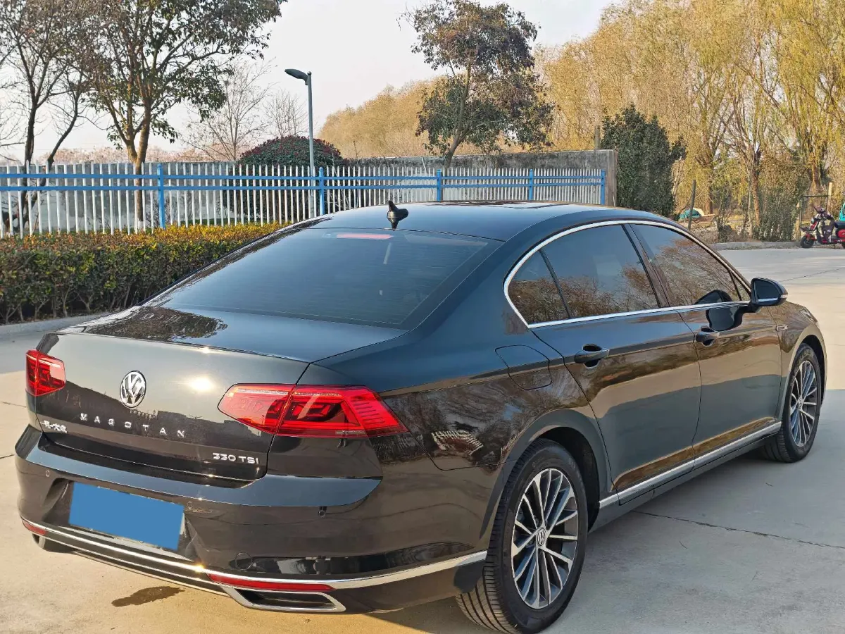 2020 Volkswagen Magotan 2.0T 186HP L4 7DCT,autocango,china used car exporter,china ev exporter,chinese used car exporter,chinese used ev exporter