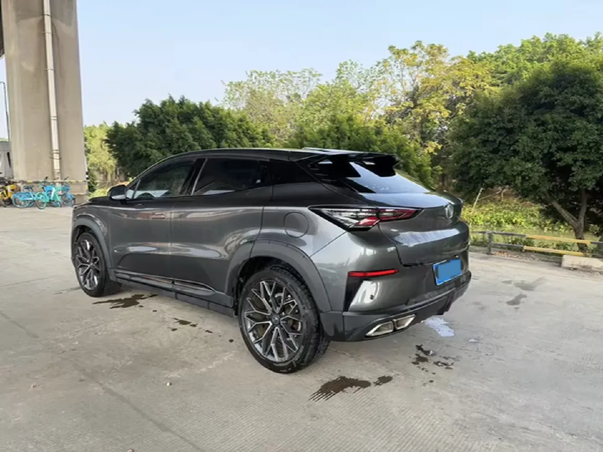 2022 ChangAn UNI-T 1.5T 188HP L4 7DCT,autocango,china used car exporter,china ev exporter,chinese used car exporter,chinese used ev exporter