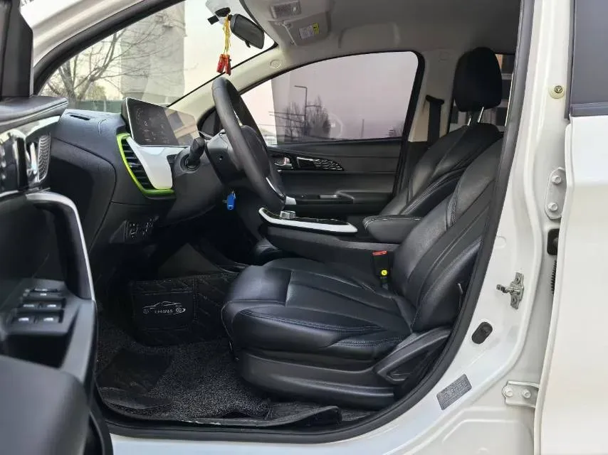 2020 ChangAn BenBen E-Star BEV 32.2KWH,autocango,china used car exporter,china ev exporter,chinese used car exporter,chinese used ev exporter