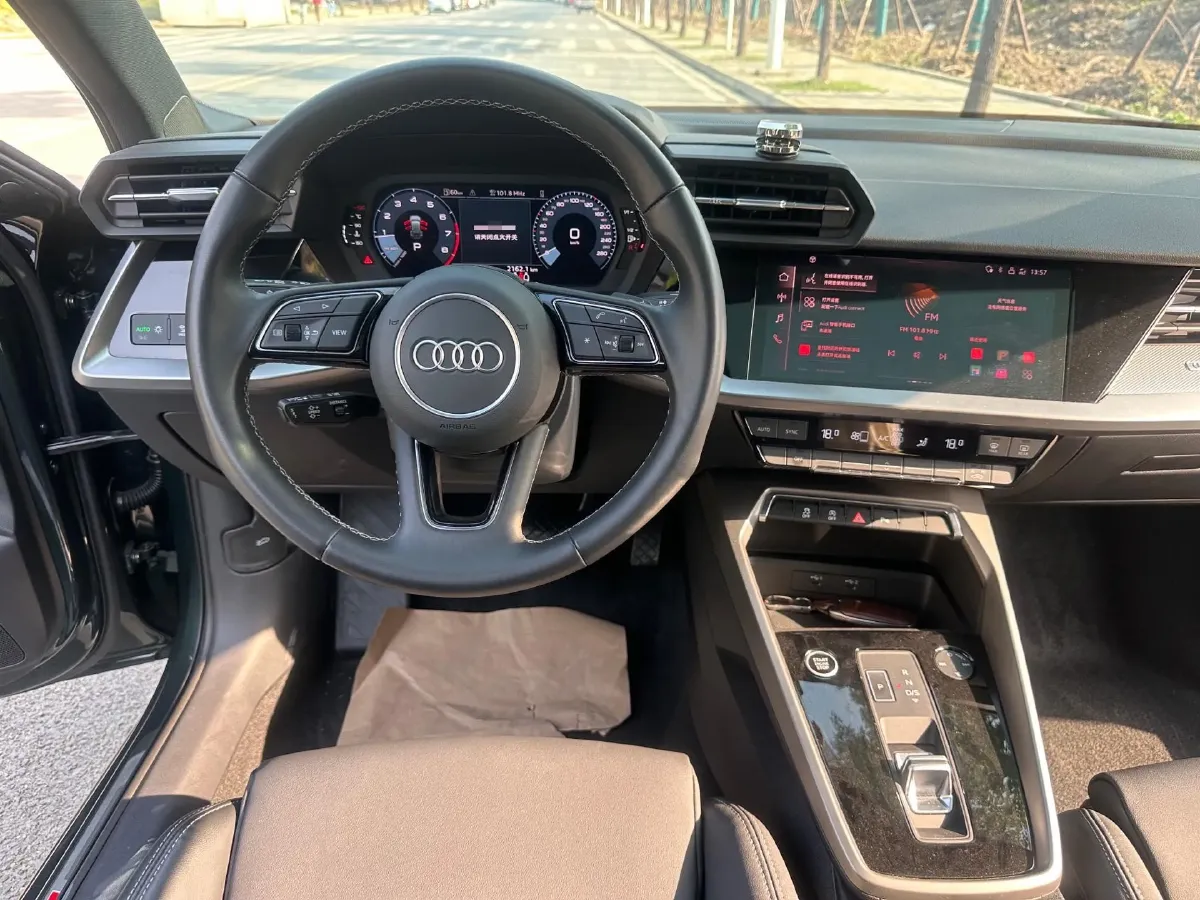 2023 Audi A3 1.4T 150HP L4 7DCT,autocango,china used car exporter,china ev exporter,chinese used car exporter,chinese used ev exporter