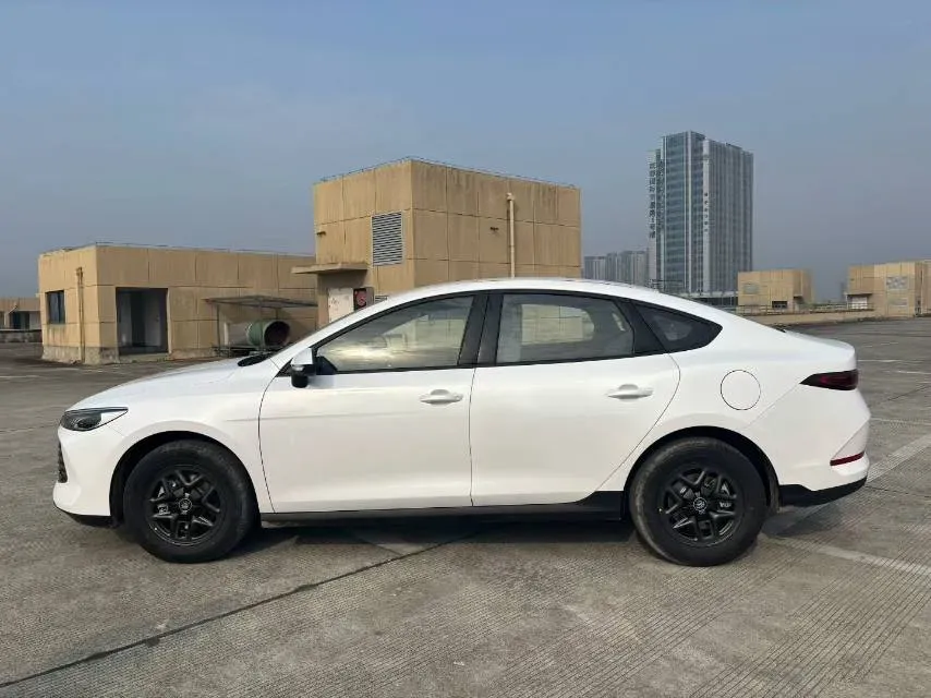 2025 BYD Seal05 DM-i 1.5L 101HP L4 E-CVT PHEV 7.68KWH,autocango,china used car exporter,china ev exporter,chinese used car exporter,chinese used ev exporter