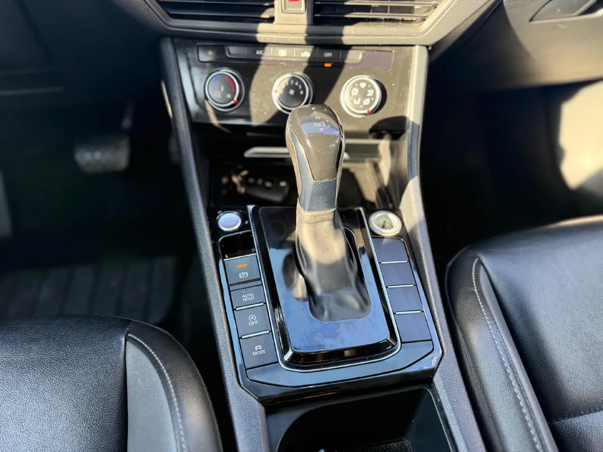 2019 Volkswagen Tharu 1.4T 150HP L4 7DCT,autocango,china used car exporter,china ev exporter,chinese used car exporter,chinese used ev exporter