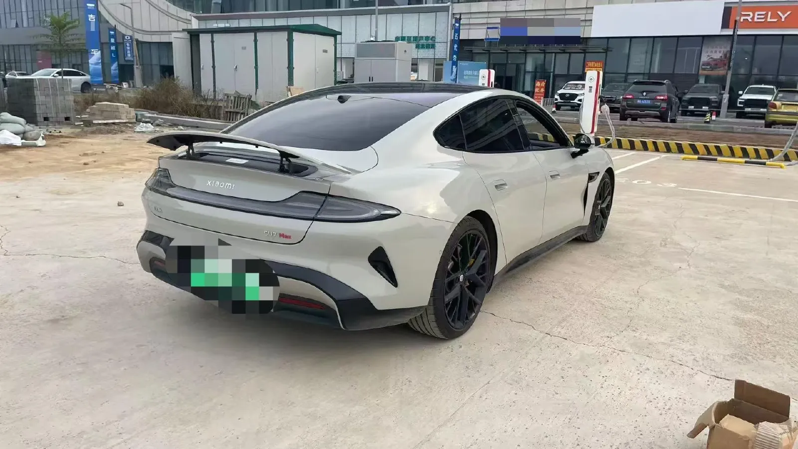 2024 MI SU7 BEV 101KWH,autocango,china used car exporter,china ev exporter,chinese used car exporter,chinese used ev exporter