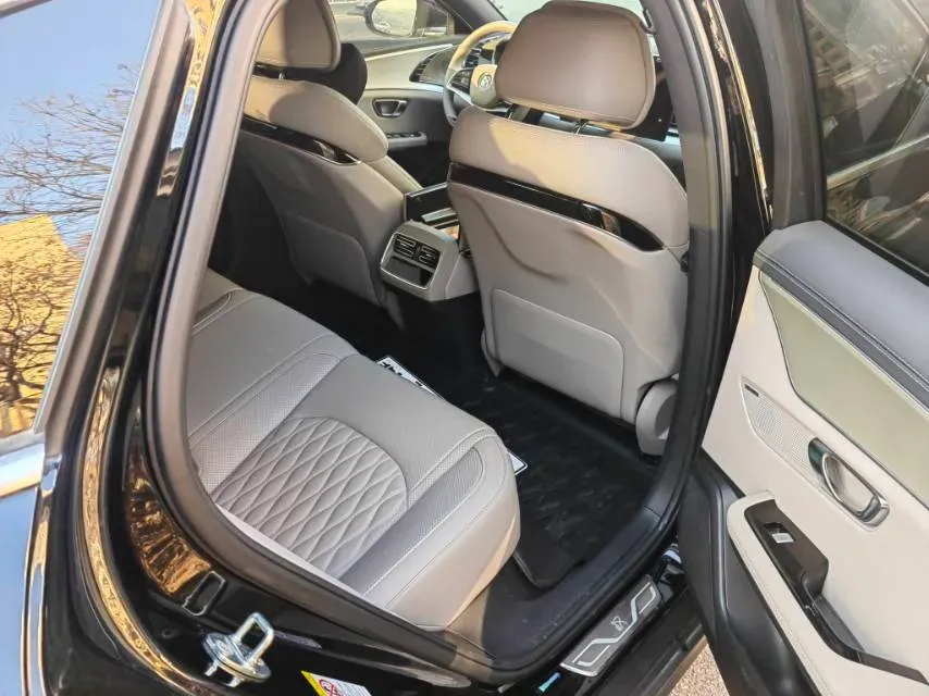 2025 BYD Han 1.5T 156HP L4 E-CVT PHEV,autocango,china used car exporter,china ev exporter,chinese used car exporter,chinese used ev exporter