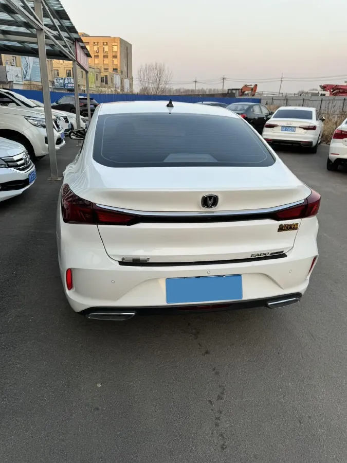 2019 ChangAn Eado DT 1.6L 125HP L4 5MT,autocango,china used car exporter,china ev exporter,chinese used car exporter,chinese used ev exporter