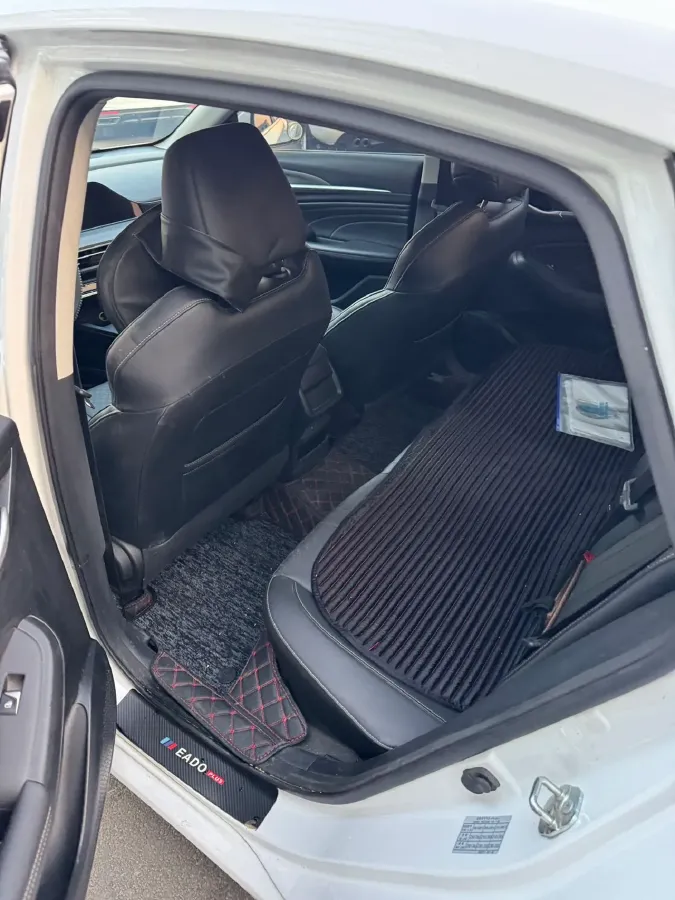 2019 ChangAn Eado DT 1.6L 125HP L4 5MT,autocango,china used car exporter,china ev exporter,chinese used car exporter,chinese used ev exporter