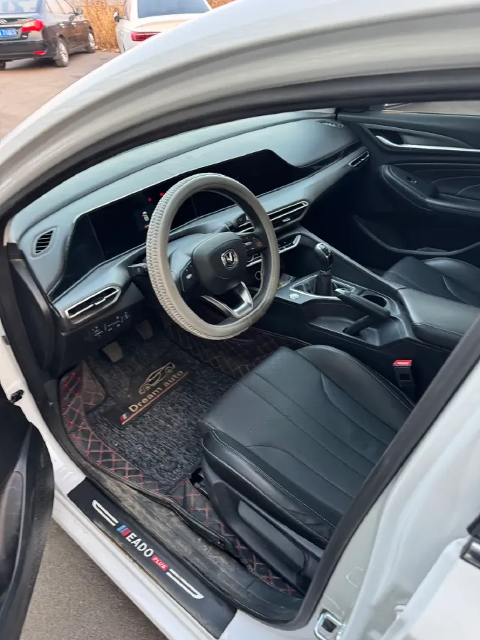 2019 ChangAn Eado DT 1.6L 125HP L4 5MT,autocango,china used car exporter,china ev exporter,chinese used car exporter,chinese used ev exporter