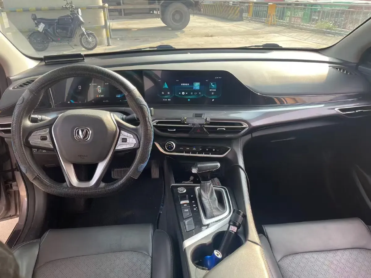 2020 ChangAn Eado 1.4T 158HP L4 7DCT,autocango,china used car exporter,china ev exporter,chinese used car exporter,chinese used ev exporter