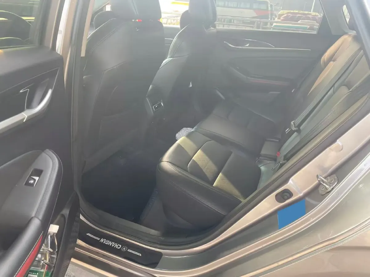 2020 ChangAn Eado 1.4T 158HP L4 7DCT,autocango,china used car exporter,china ev exporter,chinese used car exporter,chinese used ev exporter