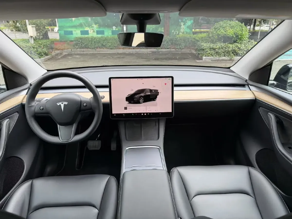 2022 Tesla Model Y BEV 60KWH,autocango,china used car exporter,china ev exporter,chinese used car exporter,chinese used ev exporter