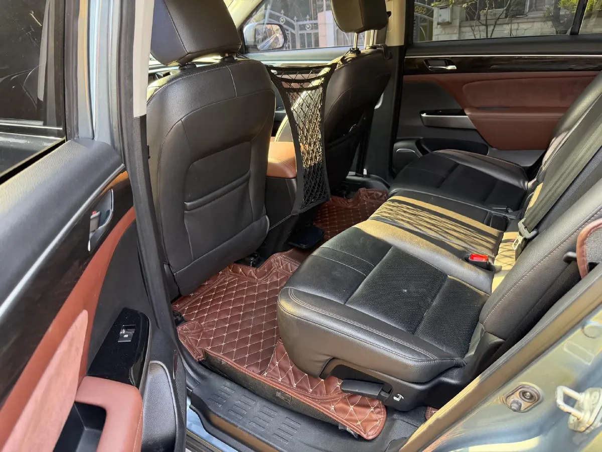 2017 GAC Trumpchi GS8 2.0T 201HP L4 6AT,autocango,china used car exporter,china ev exporter,chinese used car exporter,chinese used ev exporter