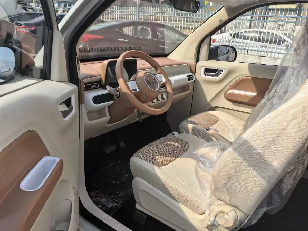 2025 WuLing ZhiGuang BEV 17.7KWH,autocango,china used car exporter,china ev exporter,chinese used car exporter,chinese used ev exporter