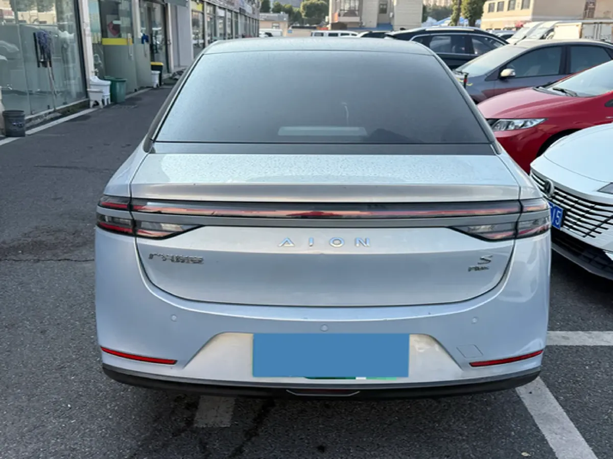 2022 ChangAn Oshan Z6 1.5T 170HP L4 6TCT PHEV 28.4KWH,autocango,china used car exporter,china ev exporter,chinese used car exporter,chinese used ev exporter