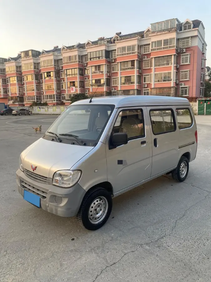 2019 WuLing ZhiGuang 1.2L 82HP L4 5MT