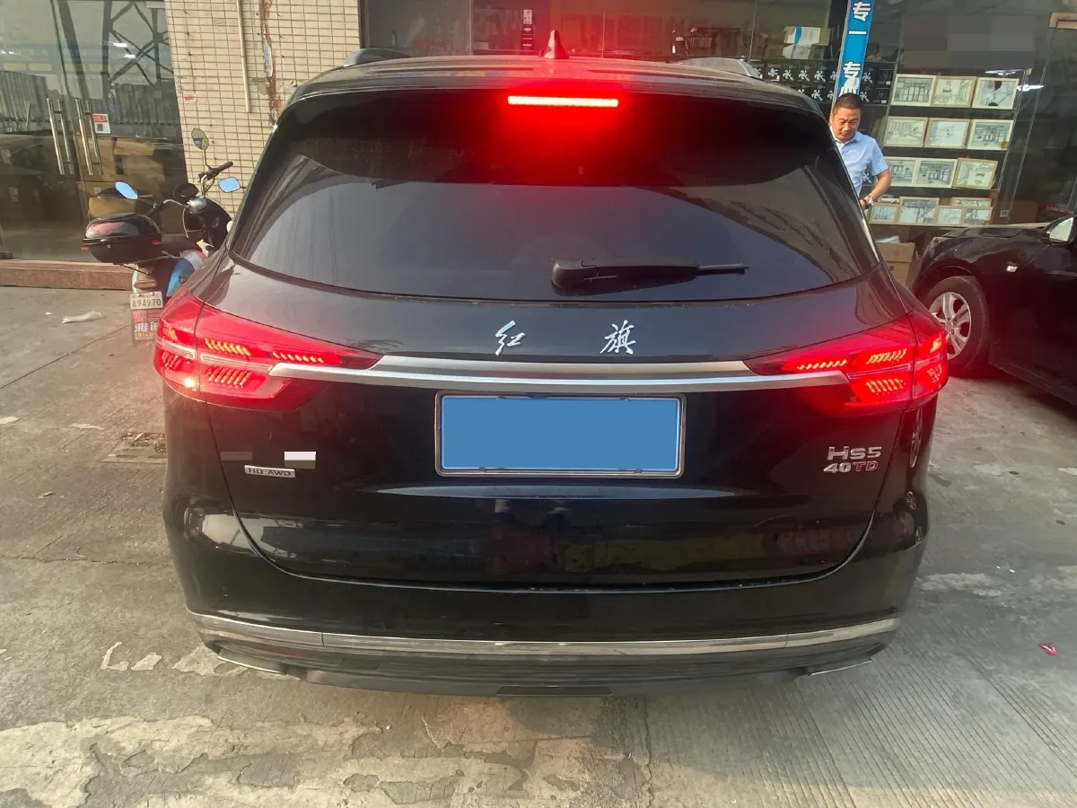 2022 HongQi HS5 2.0T 224HP L4 6AT,autocango,china used car exporter,china ev exporter,chinese used car exporter,chinese used ev exporter