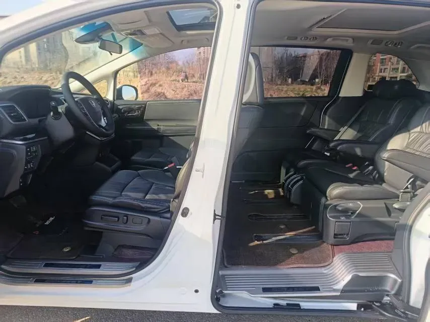 2019 Honda Odyssey 2.0L 146HP L4 E-CVT Hybrid,autocango,china used car exporter,china ev exporter,chinese used car exporter,chinese used ev exporter