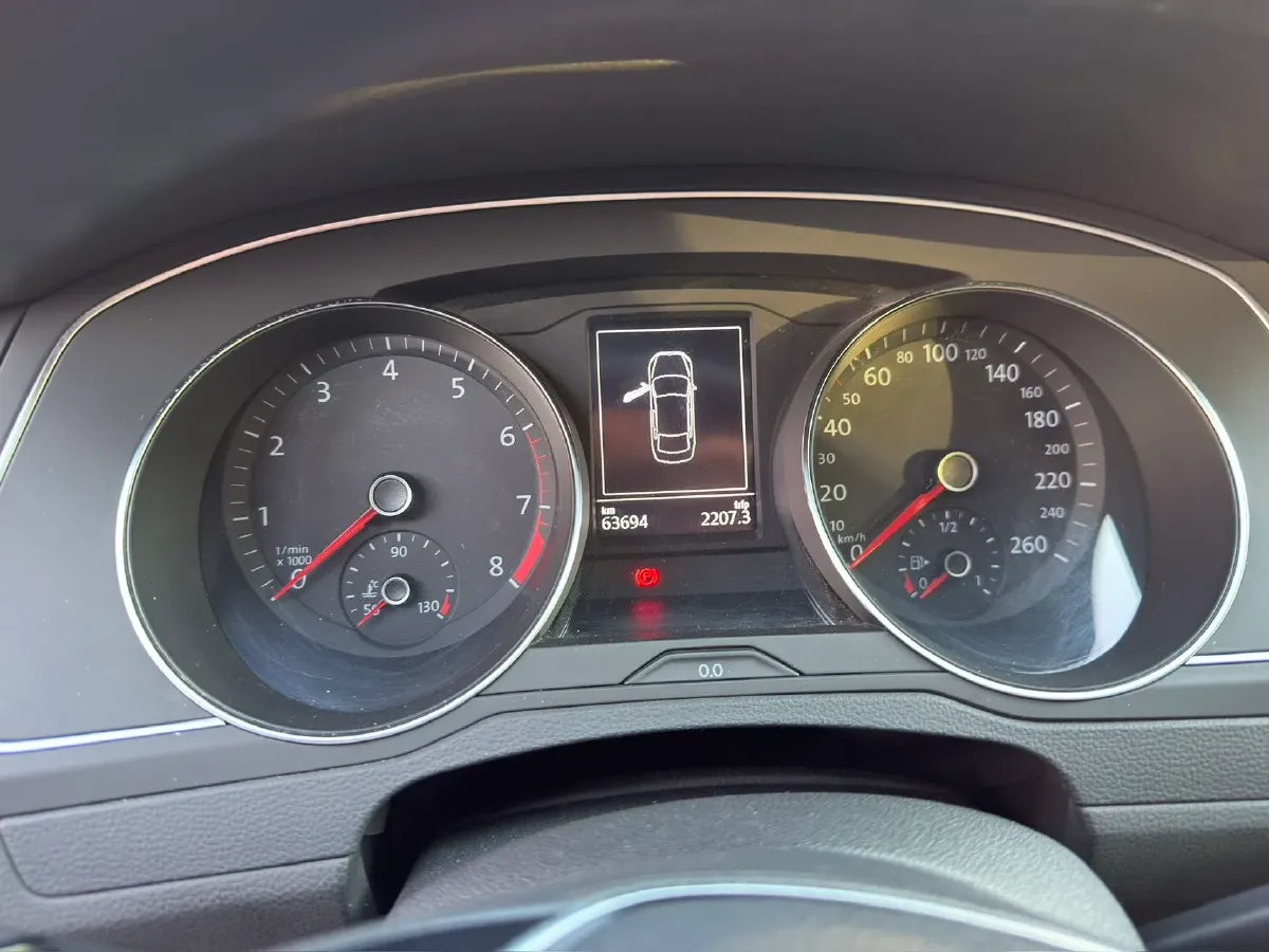 2019 Citroen C6 1.6T 170HP L4 6AT,autocango,china used car exporter,china ev exporter,chinese used car exporter,chinese used ev exporter