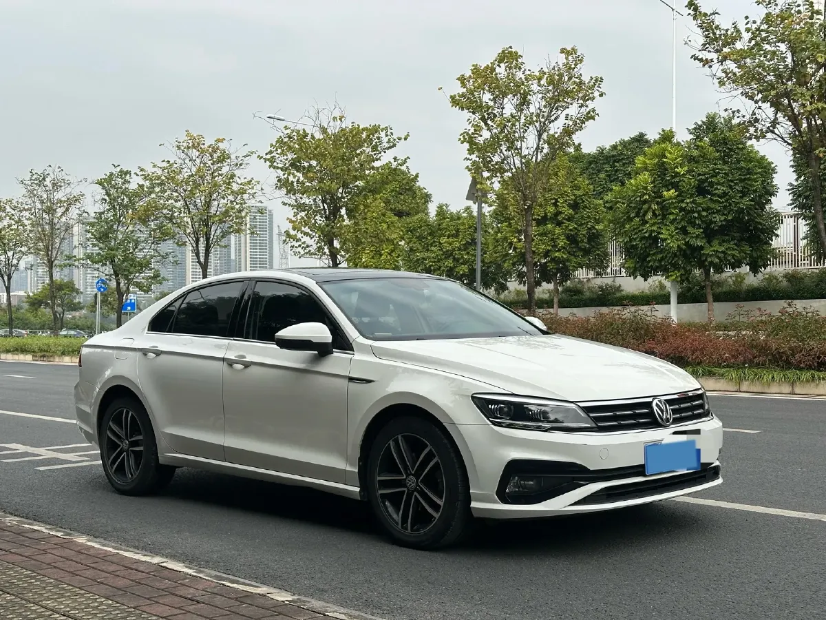2019 Volkswagen Passat 1.4T 150HP L4 7DCT,autocango,china used car exporter,china ev exporter,chinese used car exporter,chinese used ev exporter