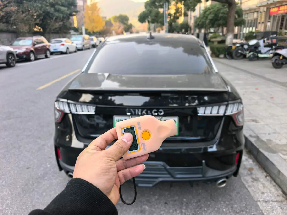 2021 LYNK&CO 03 New Energy 1.5T 180HP L3 7DCT PHEV 9.4KWH,autocango,china used car exporter,china ev exporter,chinese used car exporter,chinese used ev exporter