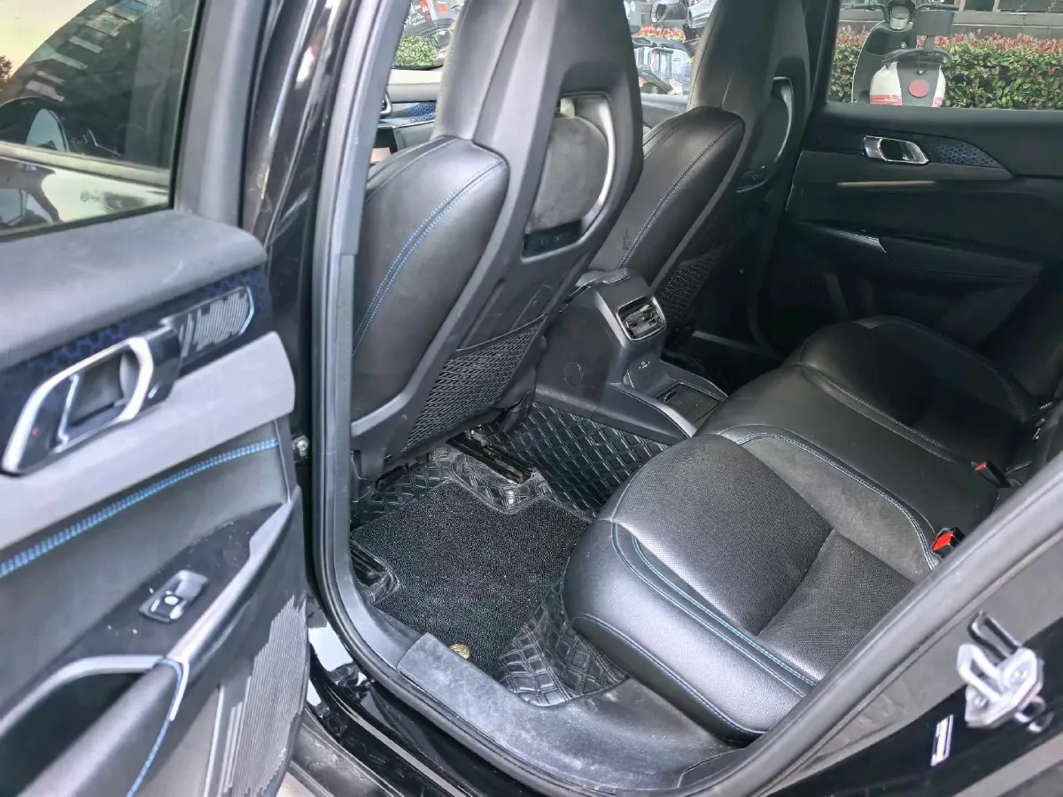 2021 LYNK&CO 03 New Energy 1.5T 180HP L3 7DCT PHEV 9.4KWH,autocango,china used car exporter,china ev exporter,chinese used car exporter,chinese used ev exporter