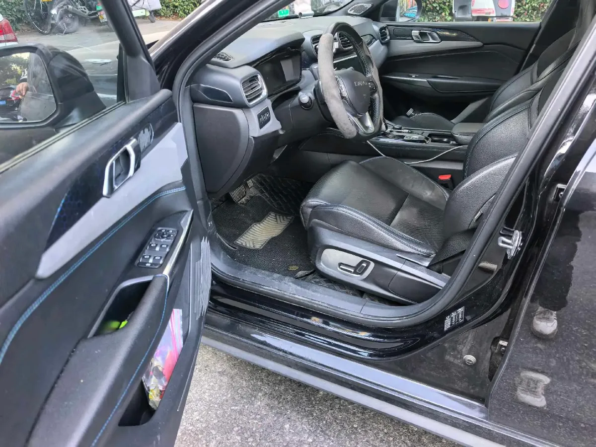 2021 LYNK&CO 03 New Energy 1.5T 180HP L3 7DCT PHEV 9.4KWH,autocango,china used car exporter,china ev exporter,chinese used car exporter,chinese used ev exporter