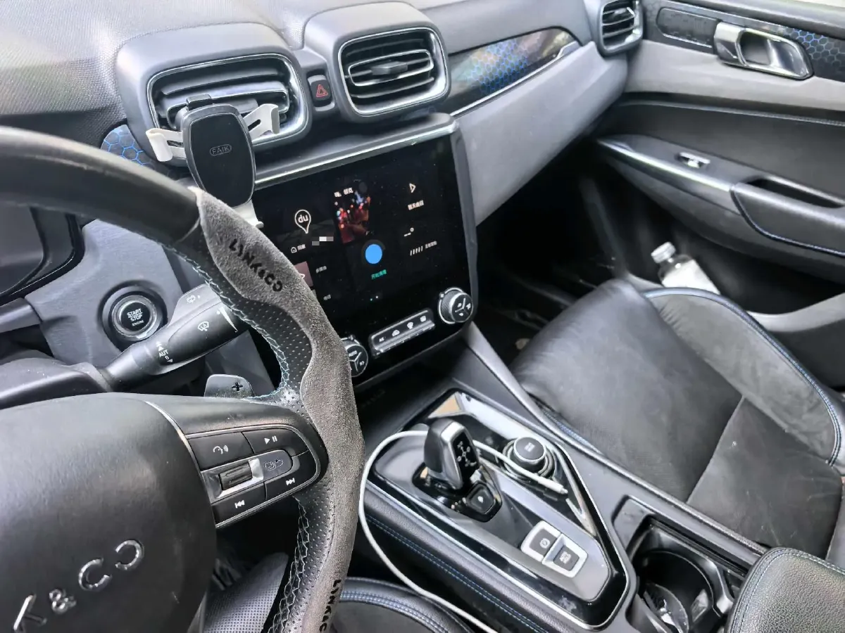 2021 LYNK&CO 03 New Energy 1.5T 180HP L3 7DCT PHEV 9.4KWH,autocango,china used car exporter,china ev exporter,chinese used car exporter,chinese used ev exporter