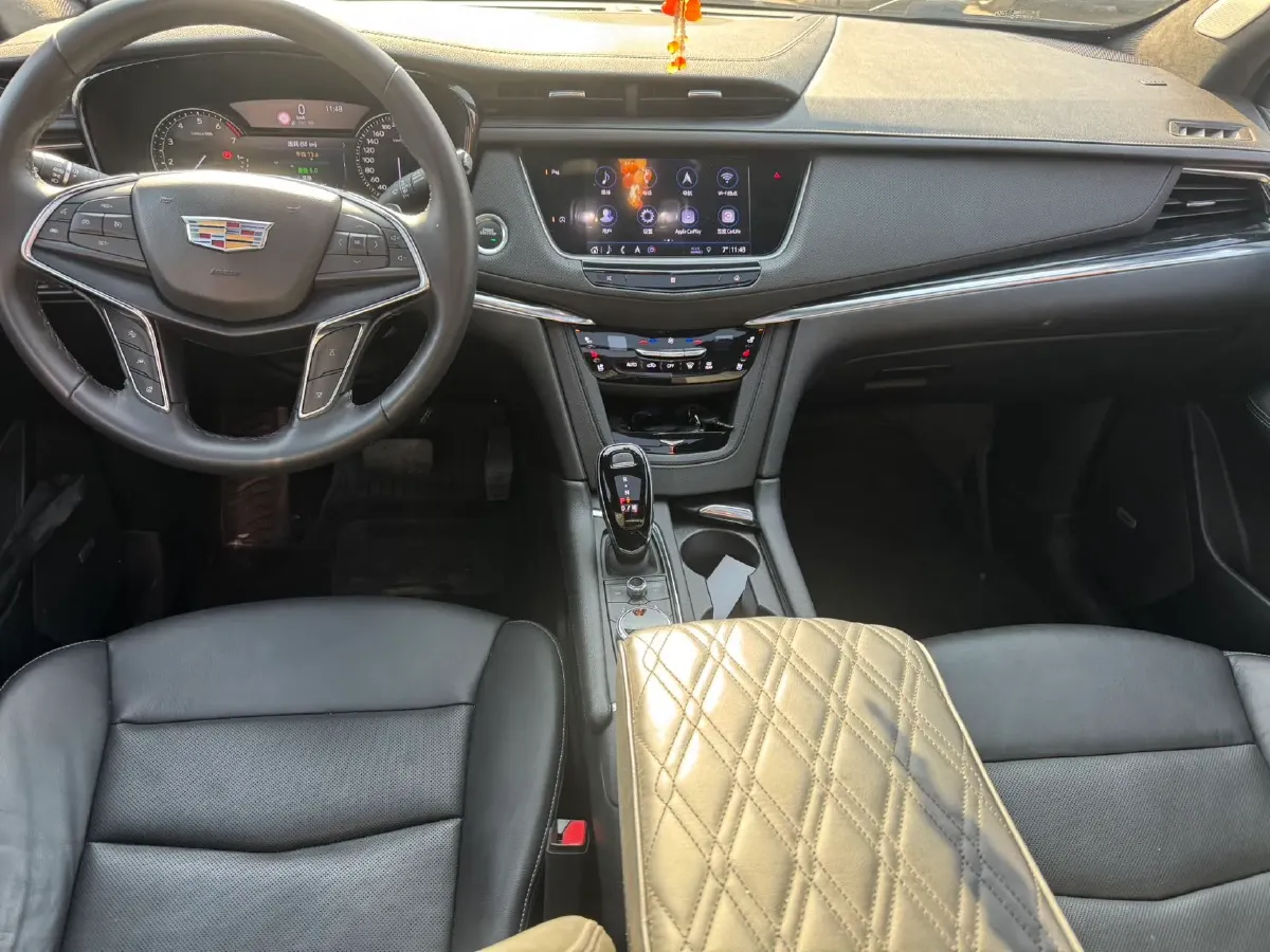 2020 Cadillac XT5 2.0T 241HP L4 9AT,autocango,china used car exporter,china ev exporter,chinese used car exporter,chinese used ev exporter