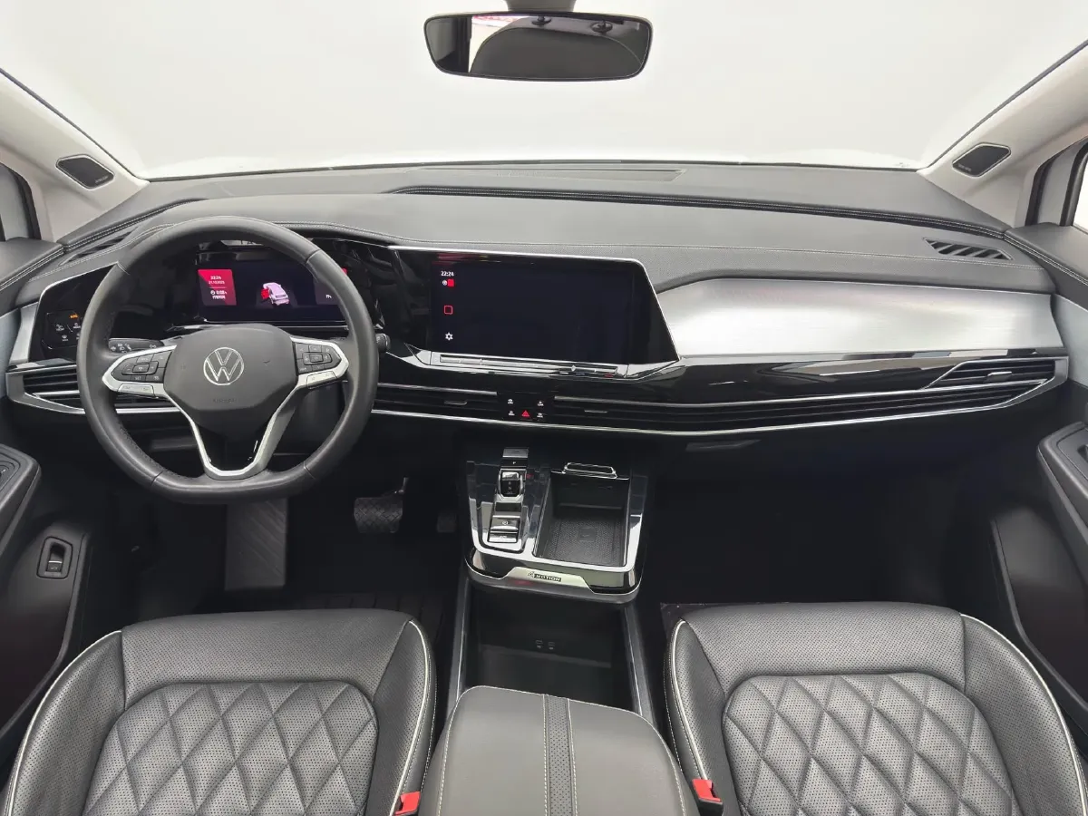 2023 Volkswagen Talagon 2.0T 220HP L4 7DCT,autocango,china used car exporter,china ev exporter,chinese used car exporter,chinese used ev exporter