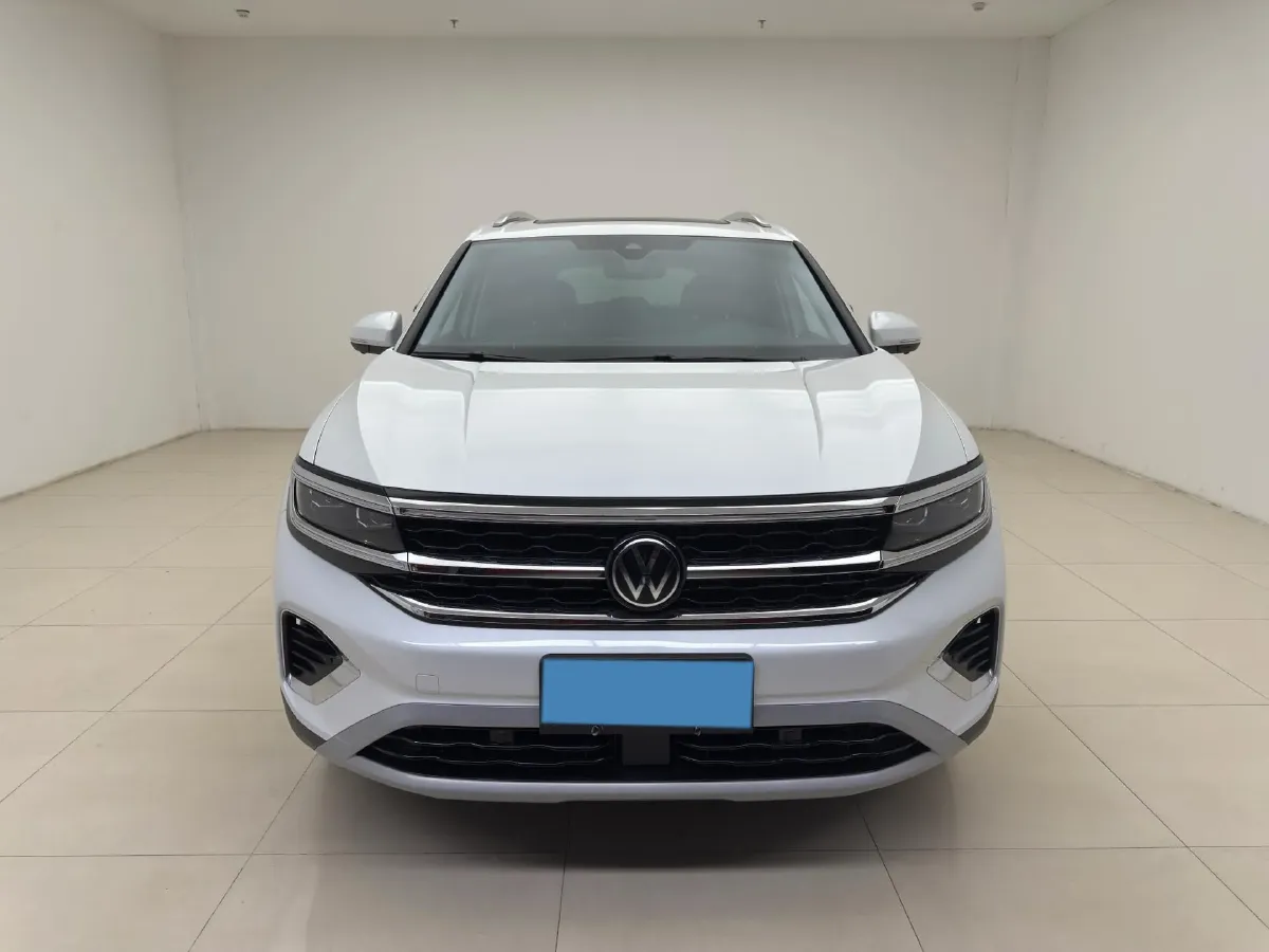 2023 Volkswagen Talagon 2.0T 220HP L4 7DCT,autocango,china used car exporter,china ev exporter,chinese used car exporter,chinese used ev exporter