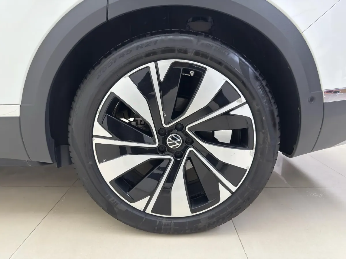 2023 Volkswagen Talagon 2.0T 220HP L4 7DCT,autocango,china used car exporter,china ev exporter,chinese used car exporter,chinese used ev exporter