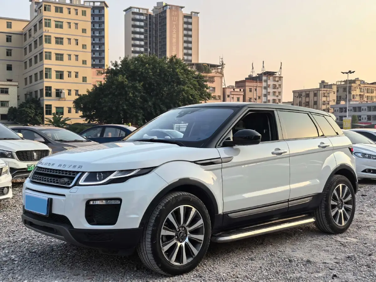 2018 Land Rover Range Rover Evoque 2.0T 241HP L4 9AT