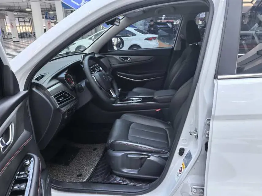 2021 ChangAn CS75 1.5T 178HP L4 7DCT,autocango,china used car exporter,china ev exporter,chinese used car exporter,chinese used ev exporter