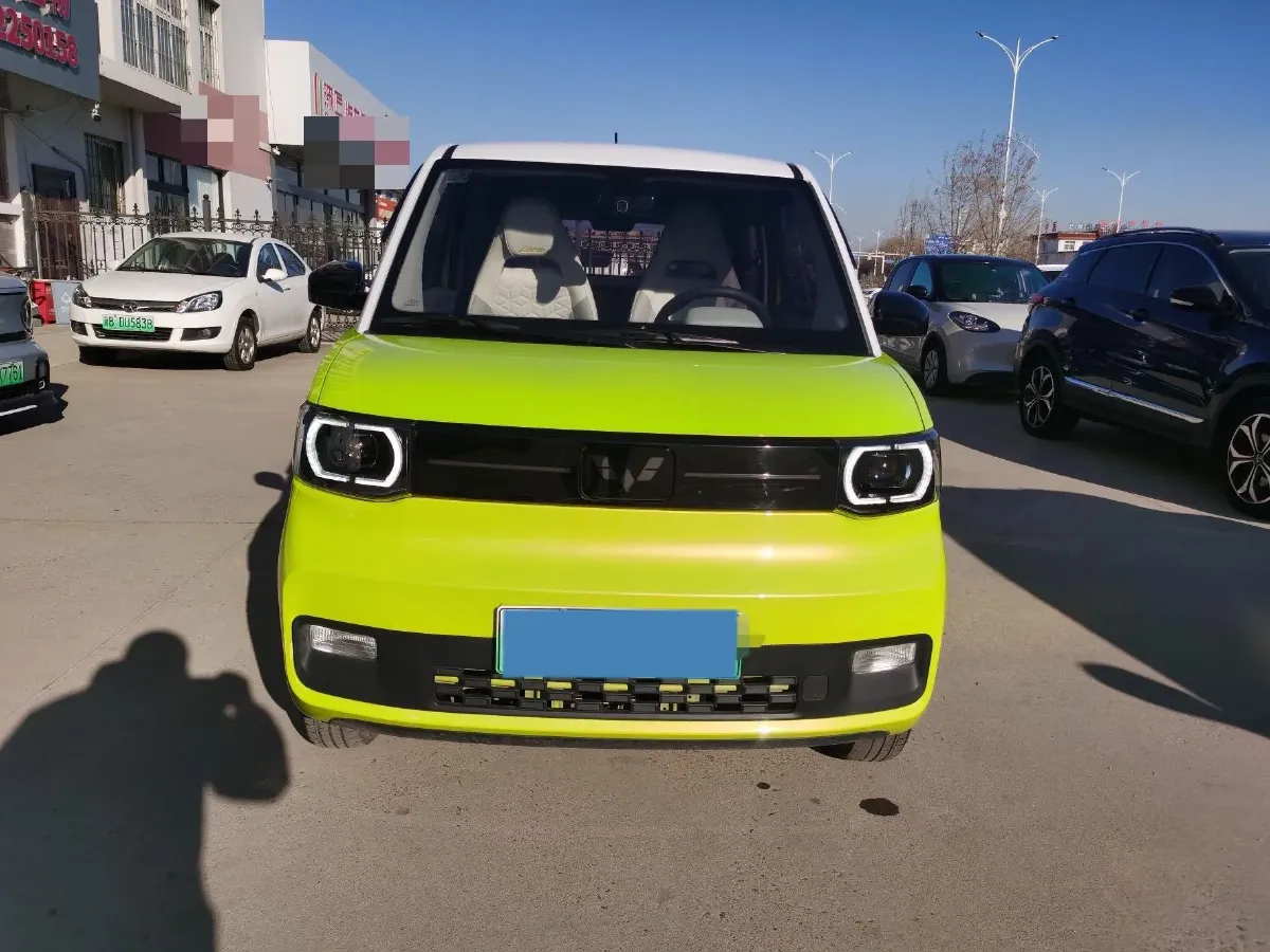 2022 WuLing HongGuang MINI EV BEV 13.8KWH,autocango,china used car exporter,china ev exporter,chinese used car exporter,chinese used ev exporter
