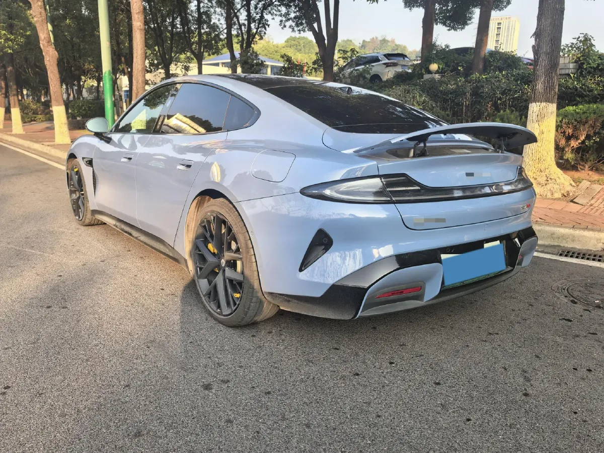 2024 MI SU7 BEV 101KWH,autocango,china used car exporter,china ev exporter,chinese used car exporter,chinese used ev exporter