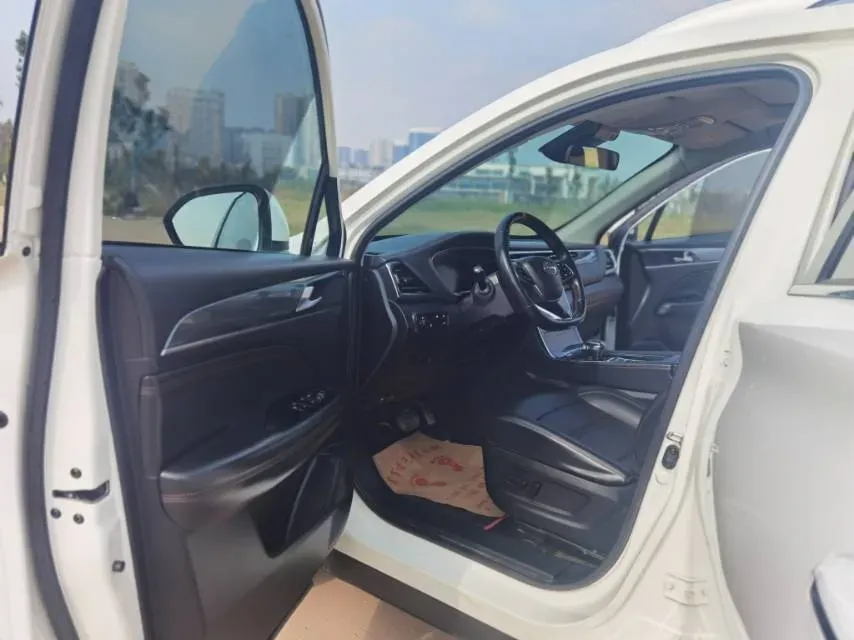 2022 GAC Trumpchi GS4 Plus 1.5T 169HP L4 6AT,autocango,china used car exporter,china ev exporter,chinese used car exporter,chinese used ev exporter