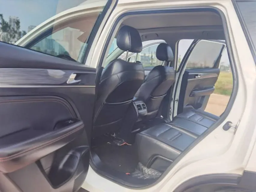 2022 GAC Trumpchi GS4 Plus 1.5T 169HP L4 6AT,autocango,china used car exporter,china ev exporter,chinese used car exporter,chinese used ev exporter