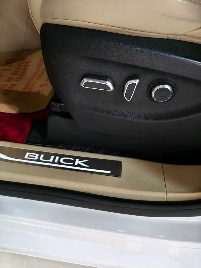 2022 Buick GL8 2.0T 237HP L4 9AT,autocango,china used car exporter,china ev exporter,chinese used car exporter,chinese used ev exporter
